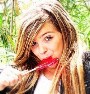 Qui je suis - Caroline Costa