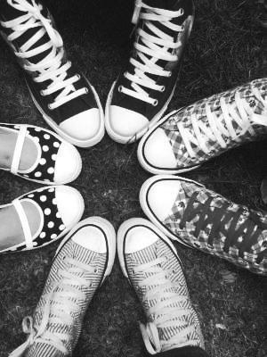 Pourquoi est-ce qu'ils sont toujours aussi cons?!