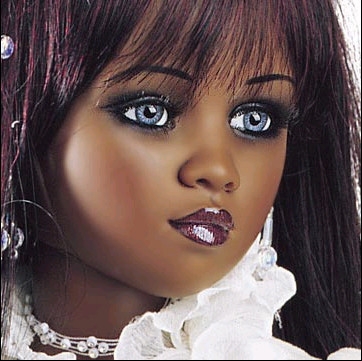 je vous pr�sente la poup�e yasmin