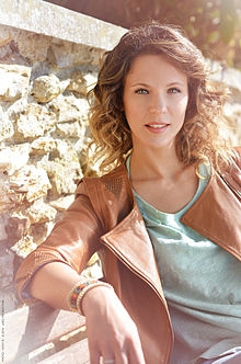 Miley Cirus, Lorie ... - photo 2