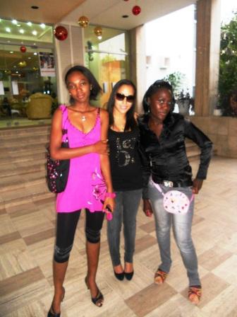 Une photo avec une de mes amies et kim