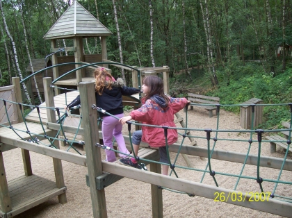 moi et ma soeur au parc en vancance