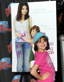 RENCONTRE AVEC JOEY KING LA SOEUR DE SELENA GOMEZ � L'�CRAN 