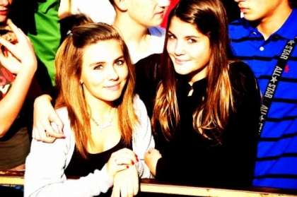 MA MEILLEURE AMIE RIHANNA LILI2898