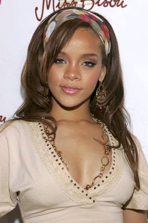 pour rihanna12