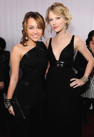 Miley Cyrus et Taylor Swift