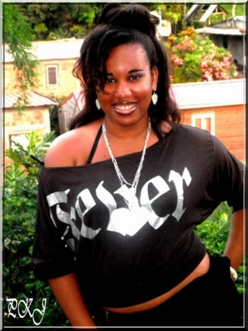 ma  soeur  qui  sort   en  boite