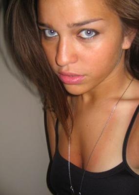 alor vous me trouvez comment: