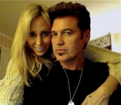 MILEY CYRUS : ELLE AIDE SES PARENTS � SE REMETTRE ENSEMBLE !