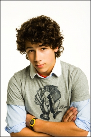 nick jonas / Give Love A Try /
