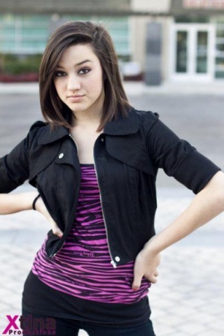 la fille dans one time (justin bieber)