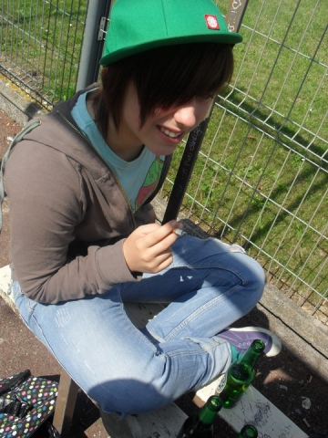 est elle ma aussi piker une de m� cigarette