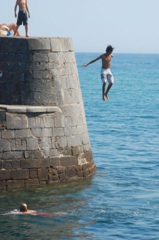 lui l'eau �t� gel�e