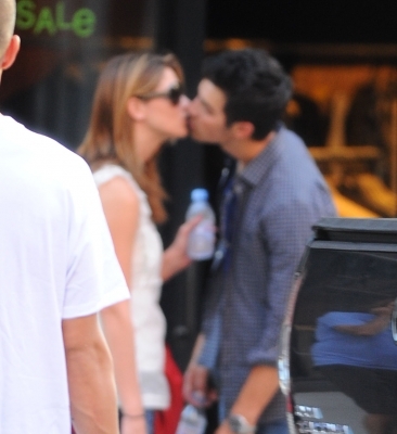 joe des jonas un vrai tombeur