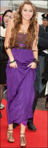                    Quel est la tenue que tu pr�f�re ?? 