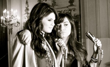 selly and demi