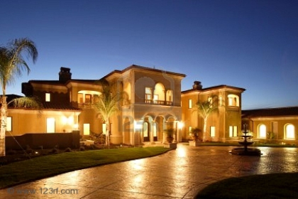 notre maison elle est a paris elle est l de les plus grande maison en france