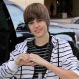 JUSTIN BIEBER LOVE