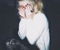 la vie est un mauvais cauchemar mais il y a des petit reves dedans