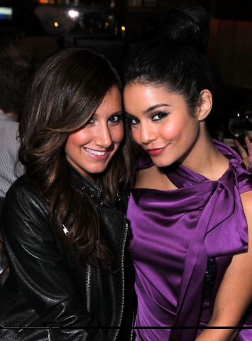 Vanessa Hudgens and Ashley Tisdale