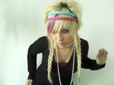 Mouahh =)Du Style EmOo ... du pass !