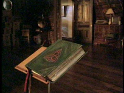 salut je mappellet pour de vrait paige comme charmed sait genial et en plus gadore charmed sait genial nn 