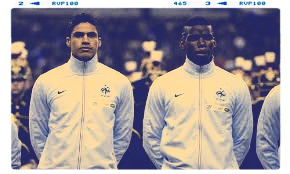 Salut tout le monde ! :)