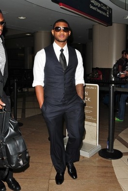 Usher se fait masser pour �vacuer le stress