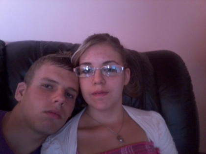 mon frere et ma belle soeur <3 <3 <3
