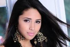 justin et selena et jasmine =p