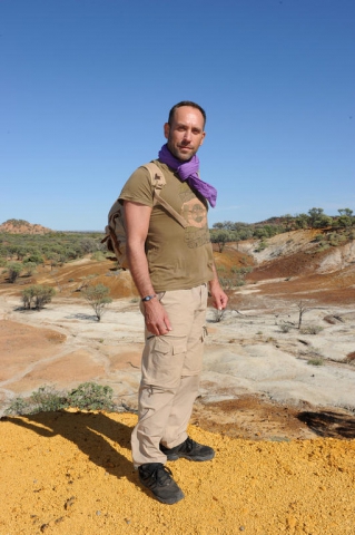 FAMILLE     D   EXPLORATEUR