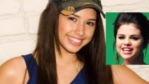 jasmine VILLEGAS et selena GOMEZ