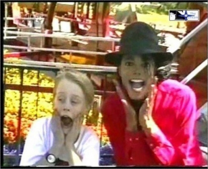 Tu veux voir tout les moment fun que Michael jackson a passer en FRAN�AIS ?