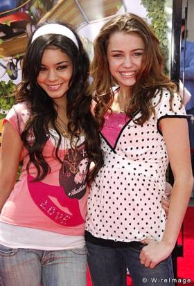 miley sirus et vanessa hudgens