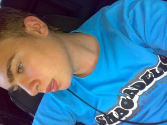 Mon fr�re je l'aiime <3 ♥♥