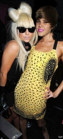 LAYDY GAGA ELLE ET GAGA MAIS JUSTIN LA S ES DE VRAIS BIBER GAGA
