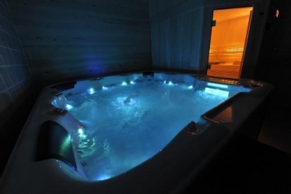 mon   jacuzi