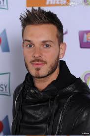 http://videos.tf1.fr/50-mn-inside/en-tournee-avec-matt-pokora-6808742.html