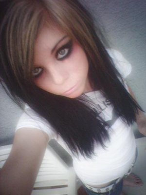 emo girls hair