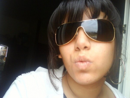 Moi Merveille Nicole.