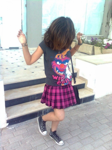           MOI ES MA SEUR LIDYA