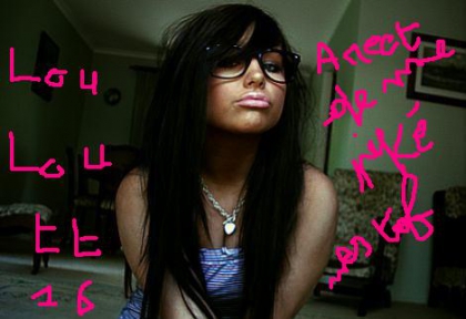 louloutt16 me pike mes tof ET ELLE SE MONTRE POUR ELLE