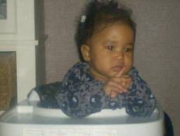 elle la  2ans aussi est elle s�apelle ginase