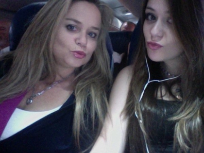 Sandy et Caitlin Victoria