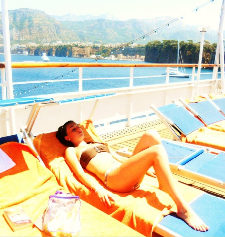 Moi entrain de bronzer