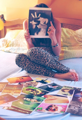 je  liis une magaziine