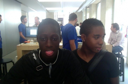 le mec de Armonie ( la blonde en bas de cette photo )