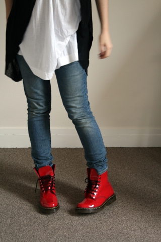 Moi chui  Mrs Martens.<3