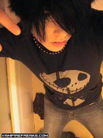 just me..Bo-gOssE-EnRIqUe..