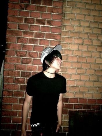 me ...BO-mEc-ENRIQUE...